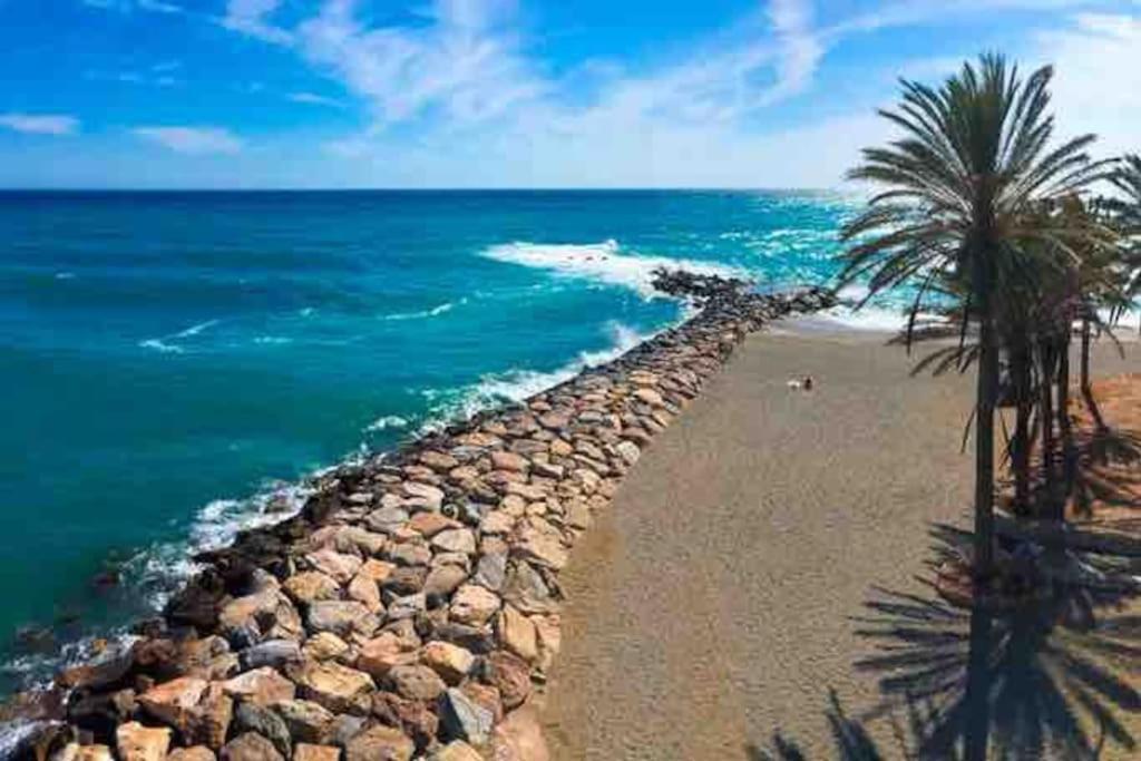 Apartamento Torrenueva Con Vistas A La Playa Exterior foto