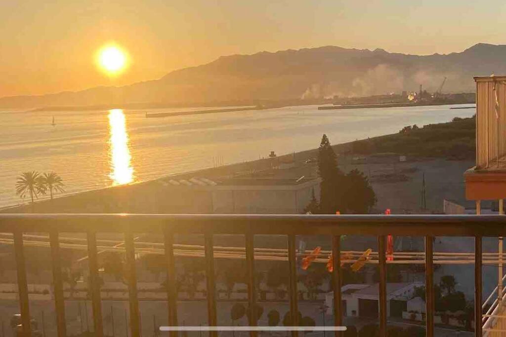 Apartamento Torrenueva Con Vistas A La Playa Exterior foto